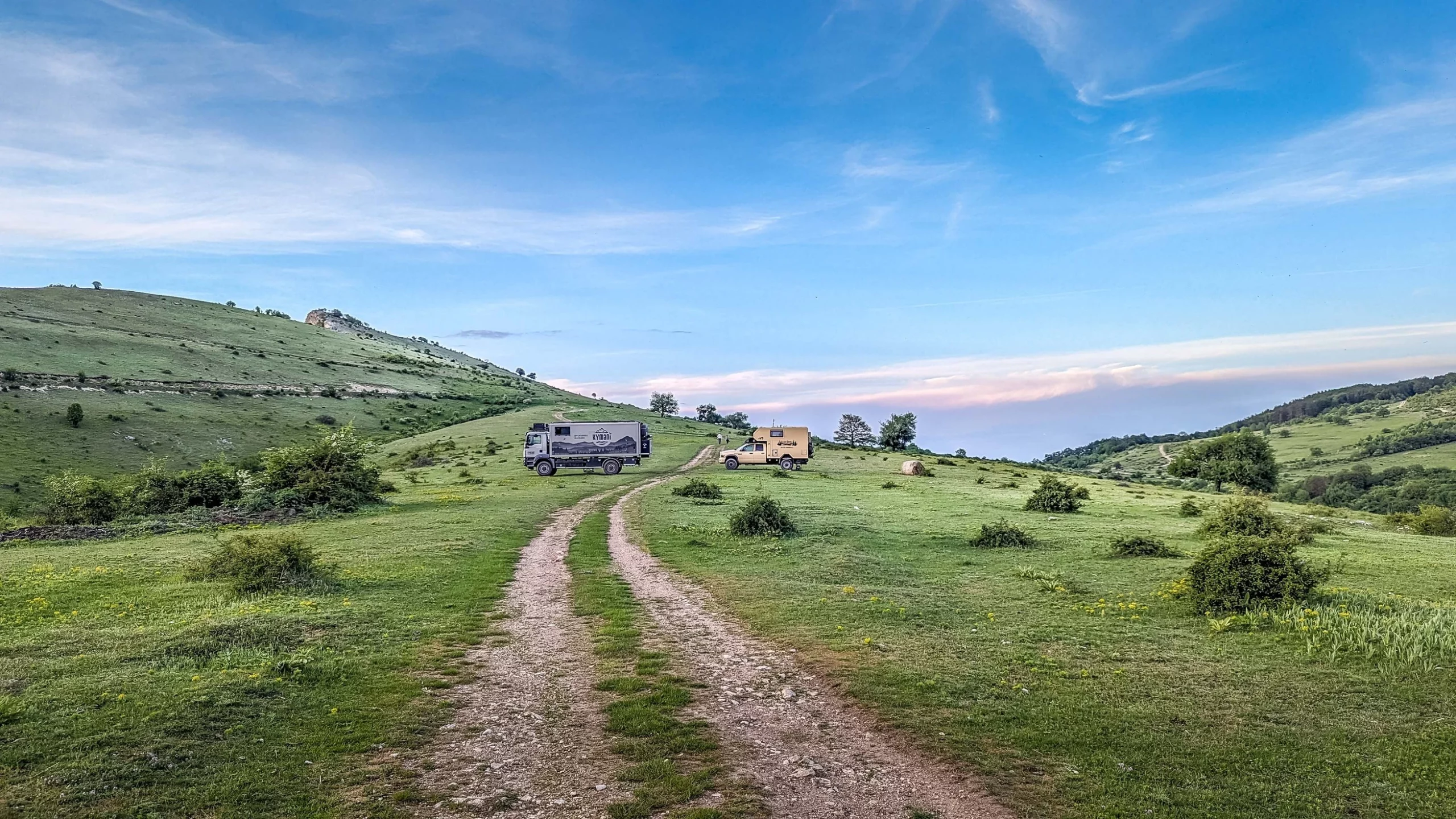 Kymani vrachtwagen camper in Bulgarije